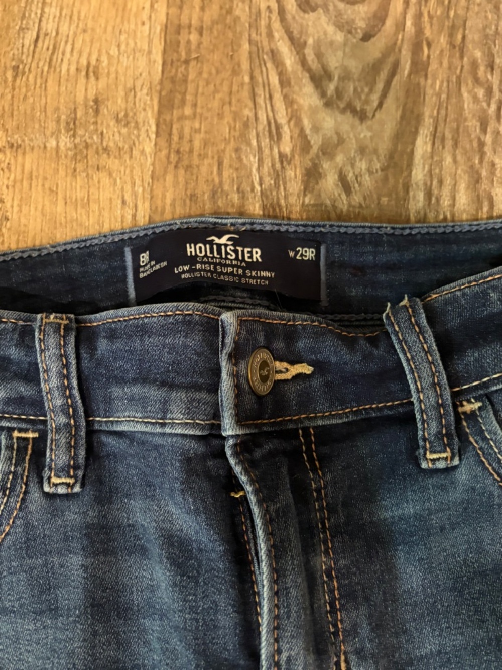 Hollister Skinny Jean - Picture 2 of 3